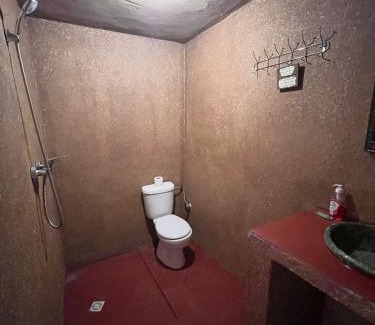 Tagounite House | Pet-Friendly Getaway at Dar Talmoudi with Breakfast Included
