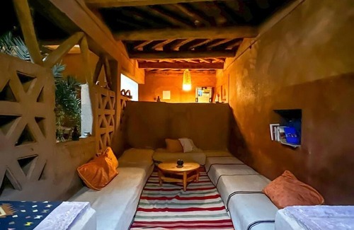 Tagounite Hotel | Discover Dar Talmoudi: Family-Friendly Hostel with Breakfast