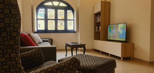 Zejtun House | Discover Dar Tan-Nanniet: Private Pool & Oceanfront Bliss