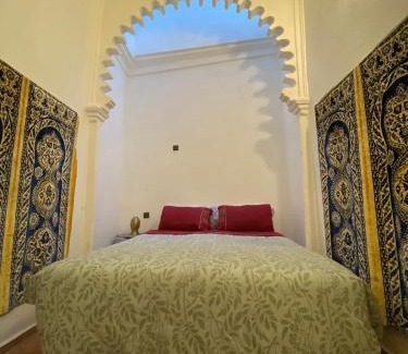 Medina of Tetouan House | Dar Tetuania: Guest Rated 9/10 with Pet-Friendly Amenities