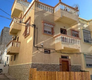 Tamrhakht Apartment | Family-Friendly Stay at Dar Véronique Awaits You