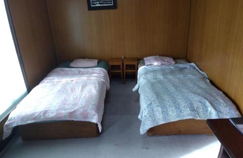 Nishitappu House | Family-Friendly Daramusara with Hot Tub & Pet Access