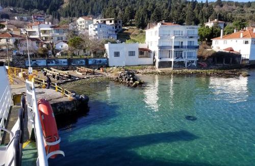 Kilitbahir Koyu House | Discover Dardanelles1915: Pet-Friendly Oceanfront Escape
