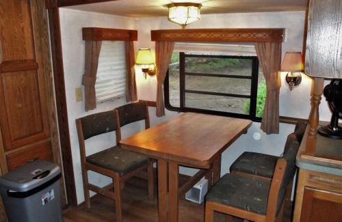 Elk Park Other | Pet-Friendly Dark Ridge HideOut – Guest Rated 10/10 Stay
