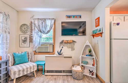 North East Cottage | Delightful Darling Cottage - Steps from Lake Erie Beach!