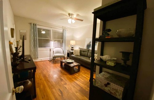 University Park Apartment | Discover Darling Cottage: Family-Friendly Retreat Awaits