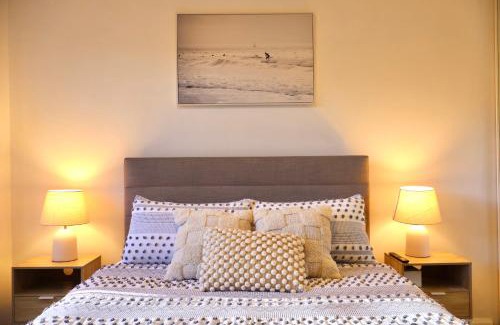 Pyrmont Apartment | Value Stay Near Darling Harbour with Pool & Hot Tub Access