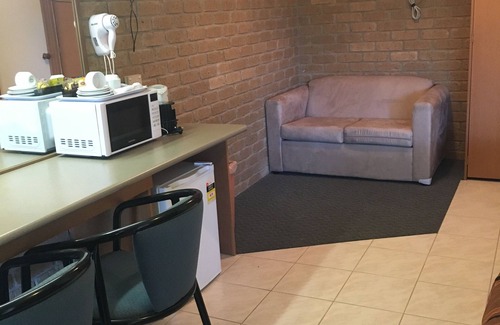 Wentworth Hotel | Ideal Stay at Darling Junction Motor Inn Wentworth with Pool