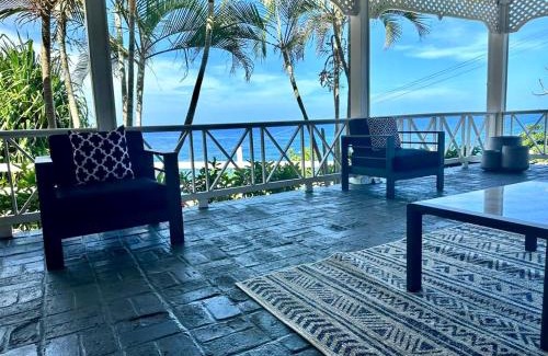 Rural Hill House | Darlingford Farm: Pet-Friendly Retreat on Jamaican Coast