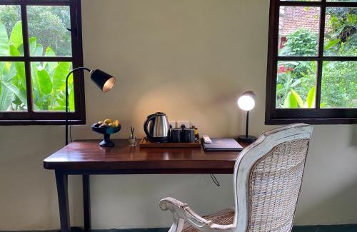Sidemen Resort | Relax at Darmada Eco Resort: 4-Star Oceanfront Escape