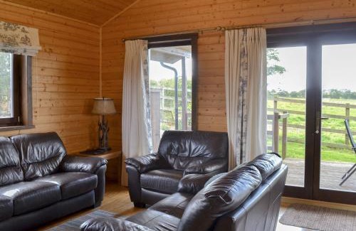 Witheridge House | Discover Dartmoor: Family-Friendly & Pet Welcoming Retreat