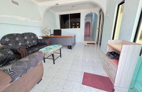 Kerteh Hotel | Budget-Friendly Stay at OYO 90784 Orkid Inn Kerteh