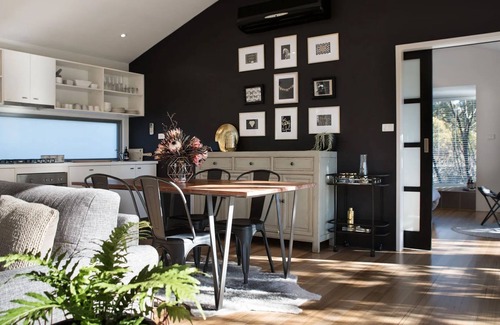 Hepburn Springs House | Discover Daruma Hepburn: Family-Friendly Villa Retreat