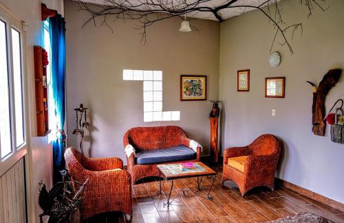 San Cristobal Apartment | Pet-Friendly Retreat at Darwin's Temple - Rated 9.5/10