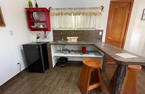 San Cristobal Apartment | Pet-Friendly Retreat at Darwin's Temple - Rated 9.5/10