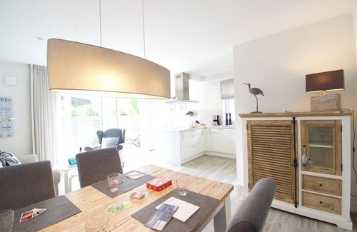 Norden House | Relaxing Retreat with Oceanfront Views in Tranquil Norden
