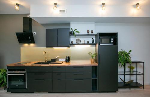 Tatari Apartment | Explore Das Appartement Tallinn - 4-Star Rated Gem!