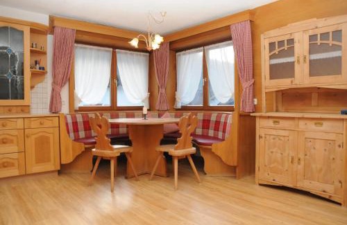 Pettneu am Arlberg House | Discover Das Astrid: Pet-Friendly with Top Amenities