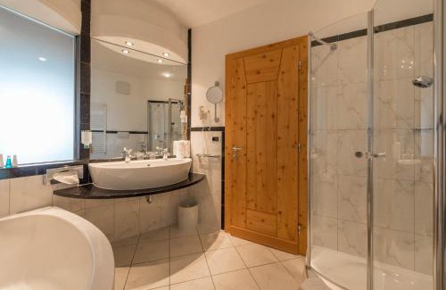 Caldaro Sulla Strada del Vino Hotel | Relax at Das Badl - Adults Only with Oceanfront Spa & Pool