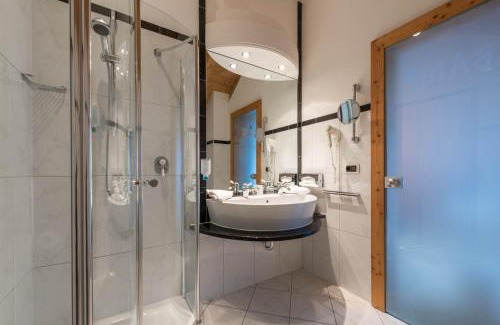 Caldaro Sulla Strada del Vino Hotel | Relax at Das Badl - Adults Only with Oceanfront Spa & Pool