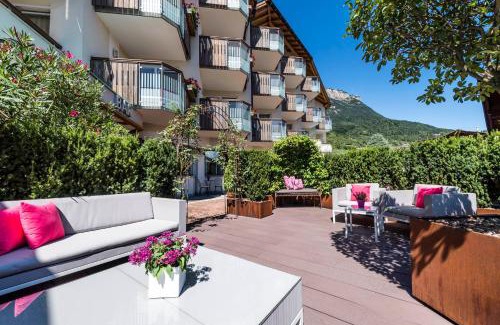 Caldaro Sulla Strada del Vino Hotel | Relax at Das Badl - Adults Only with Oceanfront Spa & Pool