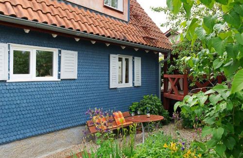 Pfullendorf Apartment | Guest Rated: Das blaue Haus - Family-Friendly Retreat