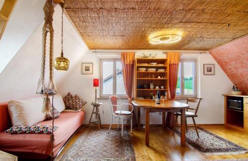 Pfullendorf Apartment | Guest Rated: Das blaue Haus - Family-Friendly Retreat