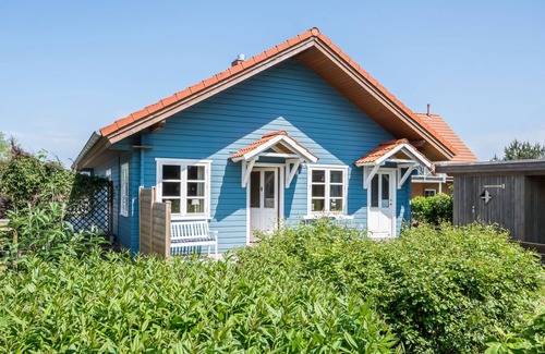 Nieby House | Family-Friendly Retreat at Das Blaue Haus in Nieby