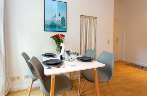 Zentrum-Nordwest Apartment | Comfortable City Apartment in Zentrum West with Kitchen