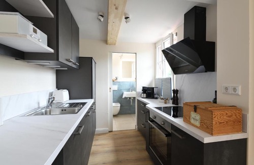 Heppenheim Apartment | Discover Das Schiefe Haus - Wohnung "Weinlage" at 9.1/10