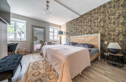 Bad Toelz Hotel | Discover das Dietmanns: Pet-Friendly Retreat with Dining