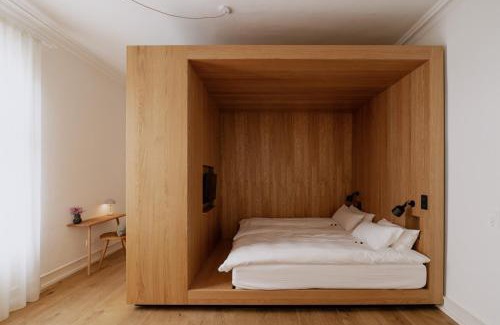 Heusteigviertel Hotel | Unforgettable Experience at Das Edith - Guest Rated 9.6