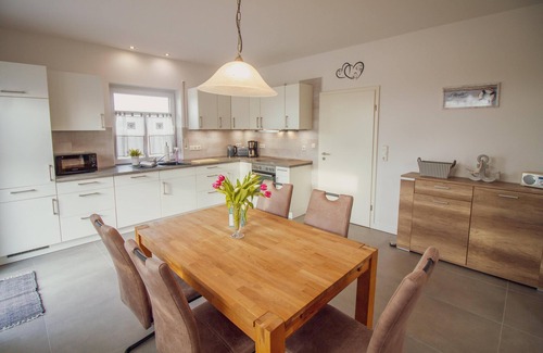Krummhoern House | Discover Das Ferienhaus Rena in Beautiful Krummhörn