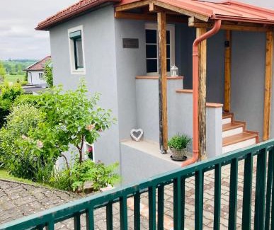 Guessing House | Discover Das Ferienhaus: Top-Rated Family Retreat Awaits