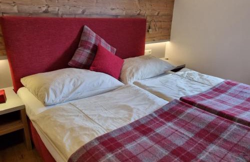 Mandling Hotel | Discover Das Geringer: Family-Friendly with Top Ratings