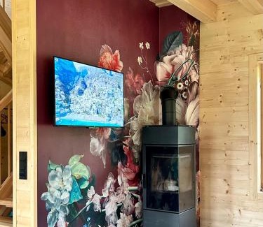Muhldorf House | Discover Das Grünhaus - Your Family-Friendly Chalet Retreat