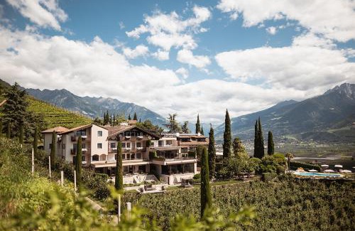 Cermes Hotel | Oceanfront Escape at Das Grafenstein Familienresidence