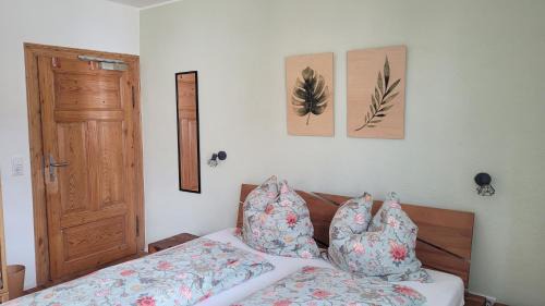 Mainz-Bingen Hotel | Cozy das Höfchen Stadecken: Pet Friendly & Family Welcoming