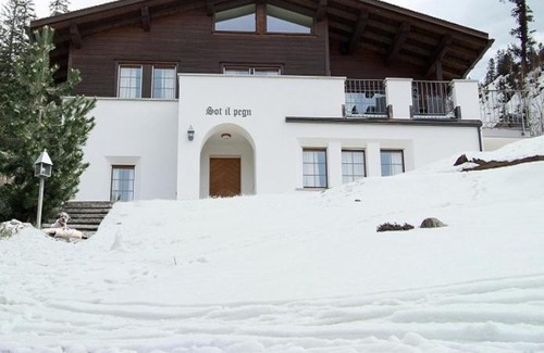 Lenzerheide Apartment | Unforgettable Stay at Das Himmelhaus Sot il Pegn - 4 Stars