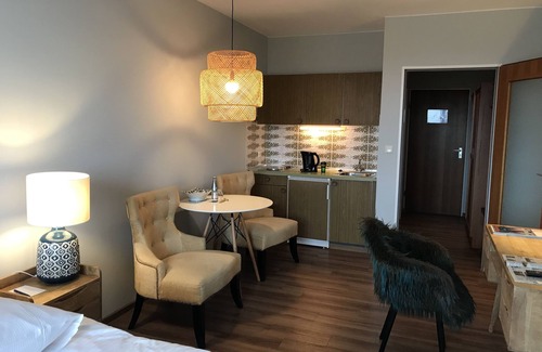 Luetjenburg Hotel | Explore Das Hotel Ostseeblick: Family-Friendly Getaway