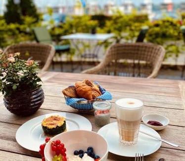 Murwik Hotel | Unforgettable Stay at Das James: 5-Star Oceanfront Escape