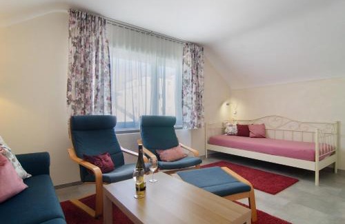 Salem Apartment | Exceptional Child-Friendly Getaway at Das kleine Ferienglück