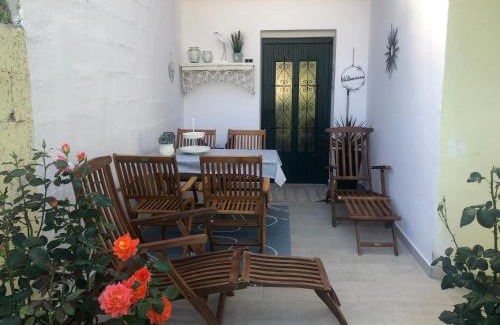 Breitenbrunn House | Cozy Das kleine Haus with Kitchen - Guest Rated 9/10