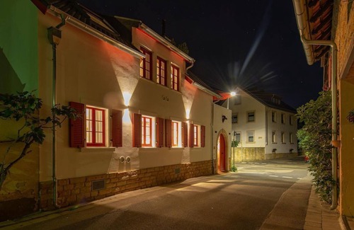 Ruppertsberg House | Ocean View Retreat at Das Kleine Winzerhaus with Spa