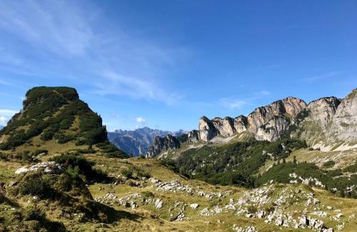 Achenkirch House | Idyllic Das Landhaus am See: Family-Friendly Retreat Awaits