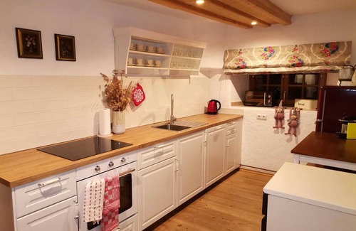 Neudorf bei Passail House | Explore Das Landhaus: Pet-Friendly with Ocean Views