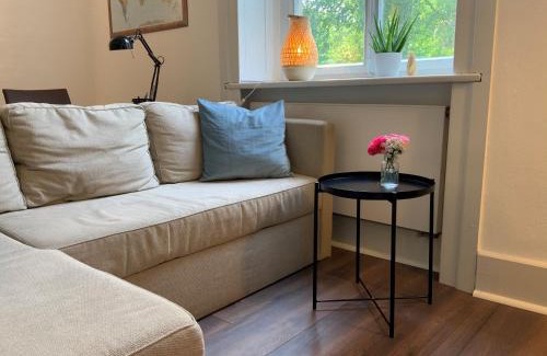 Bergkamen Apartment | Stylish Villa with Netflix, Home Office & Restaurant Access