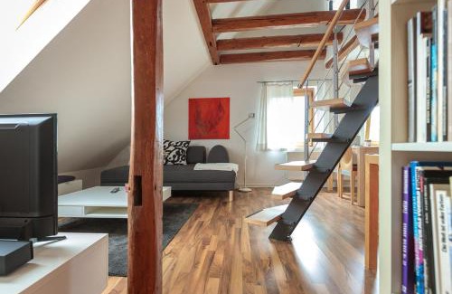 Lemgo Apartment | Relax at Das Nest am Park: Pet-Friendly Oceanfront Retreat