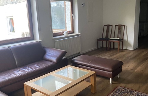Langenhahn Villa | Renovated Retreat at Forest's Edge - Ideal for Families
