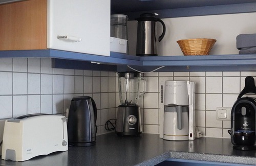 Neuburg am Inn Apartment | Exceptional Das Neukirchen Inn: Pet-Friendly with Spa & Pool
